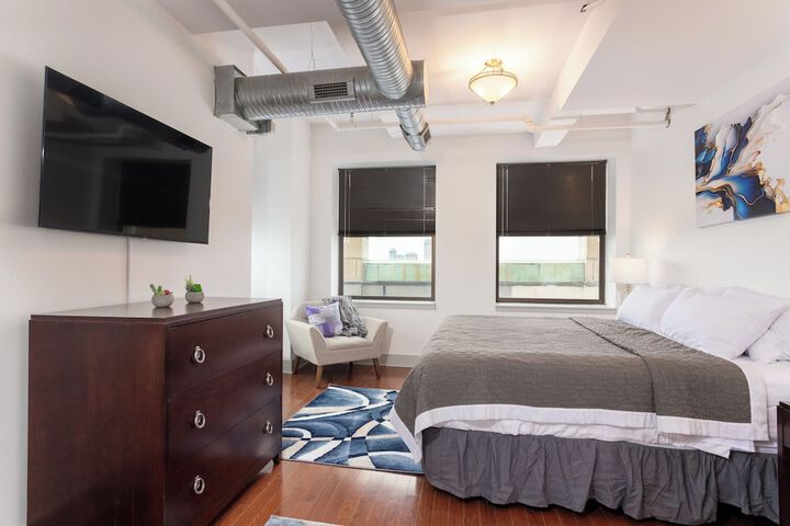 Room 17 of 65