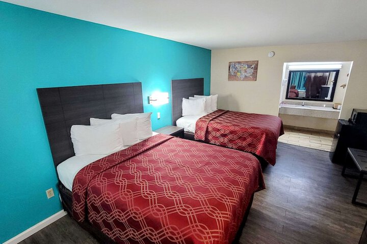 Room 35 of 37
