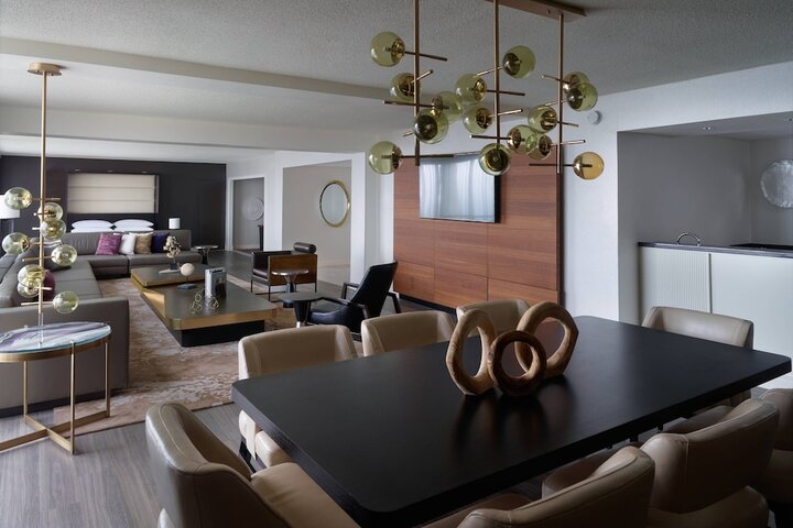 Room 47 of 166