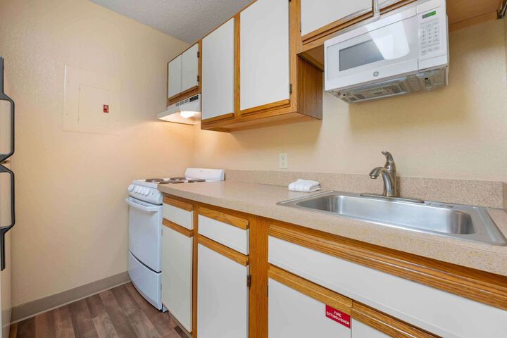Studio 6 Extended Stay Fairfield OH - Cincinnati