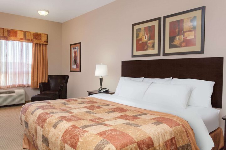 Room 14 of 42