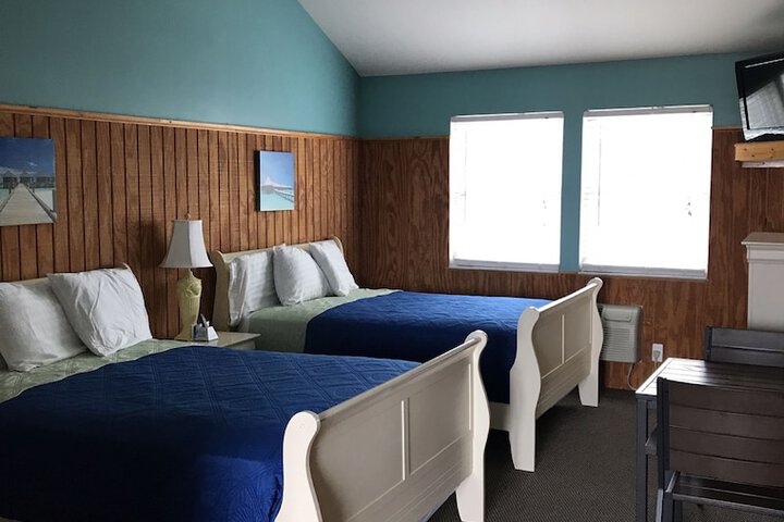 Room 17 of 25