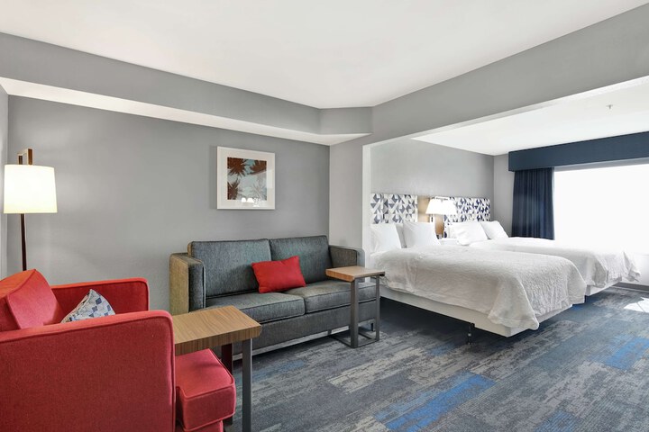 Room 9 of 41