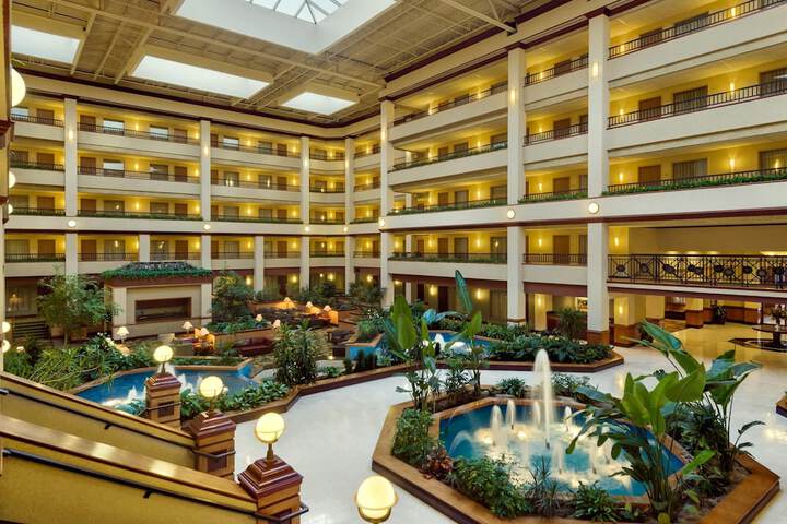 Embassy Suites by Hilton Lexington / UK Coldstream