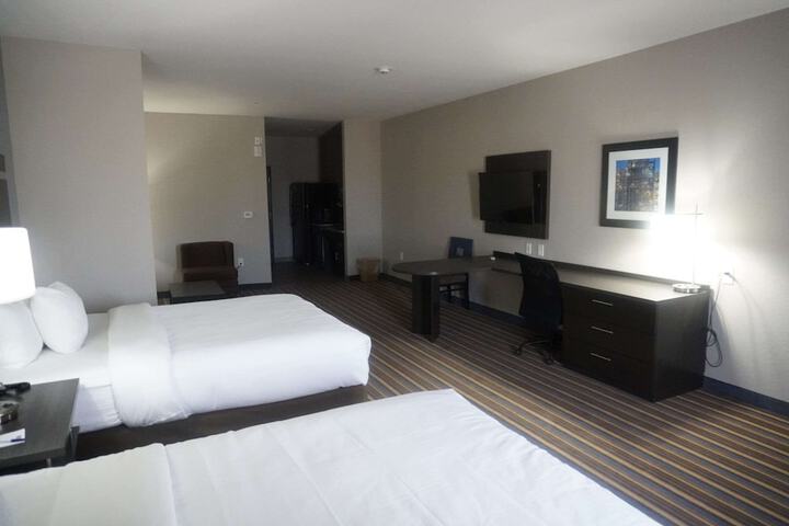 Room 15 of 29