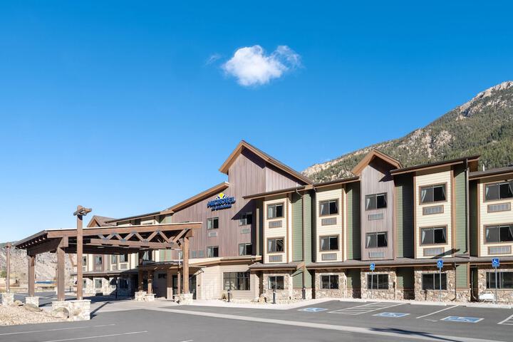 Microtel Inn & Suites by Wyndham Georgetown Lake