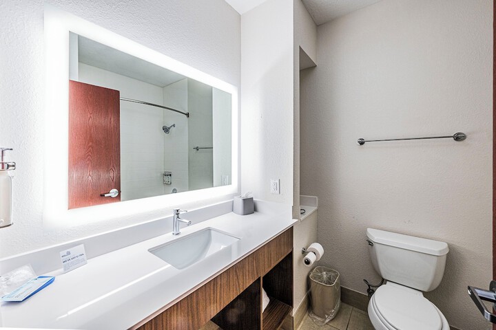 Holiday Inn Express & Suites Franklin KY by IHG