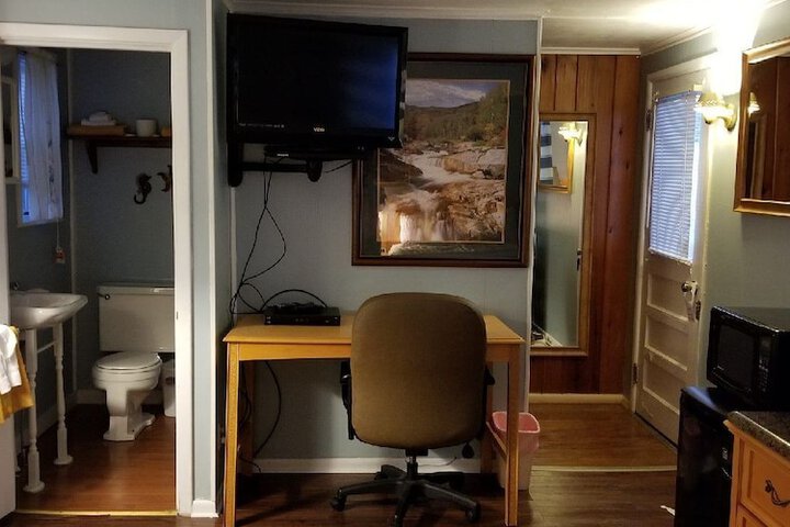 Room 19 of 68