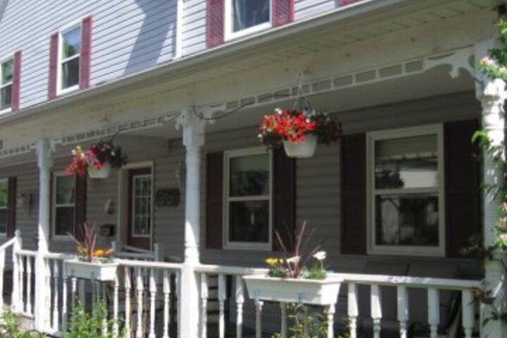 The Cobbled Path Bed and Breakfast