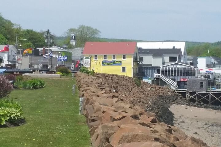 Bayside Inn