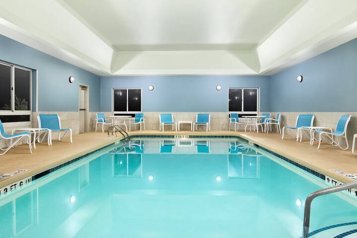 Pool 4 of 35