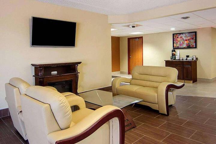 Hotel Interior 15 of 31