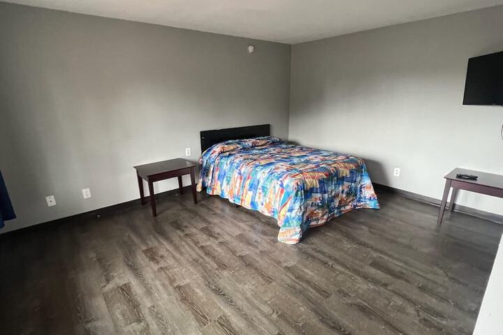 Room 13 of 14
