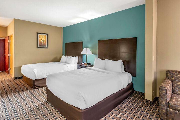 Room 16 of 33