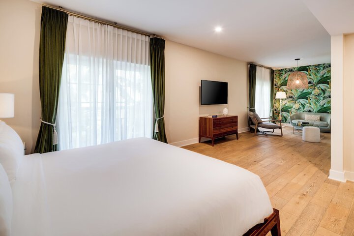 Room 45 of 125