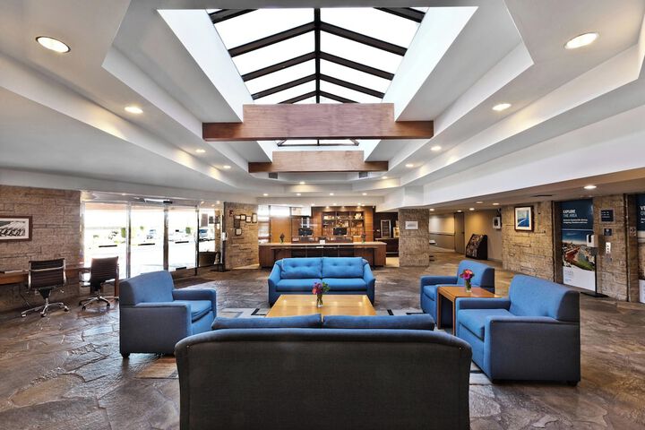Hotel Interior 10 of 57