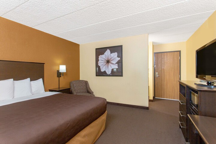 Room 15 of 81