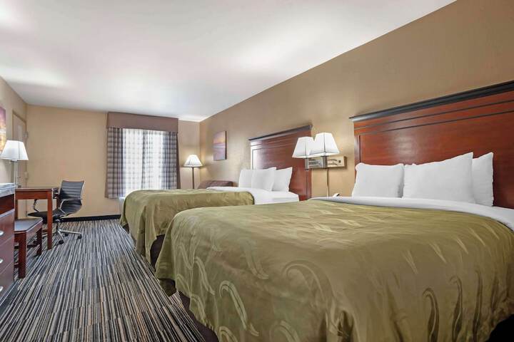 Quality Inn Brookhaven