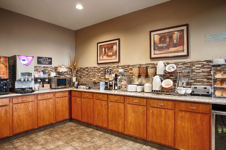 Breakfast/Coffee Service 18 of 20
