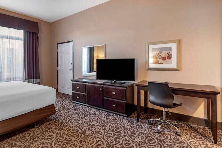 Room 19 of 37