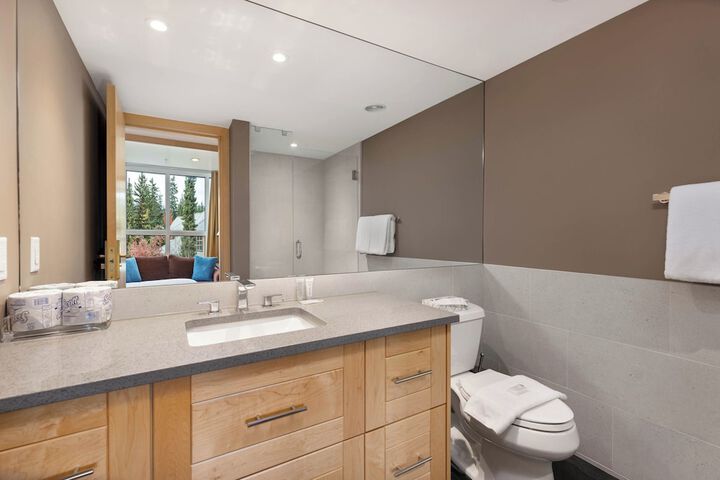 Le Chamois by Whistler Premier