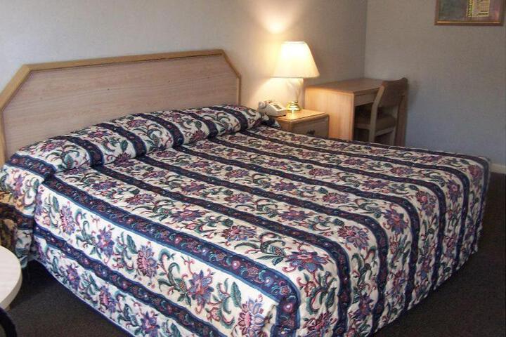 Celebration Inn