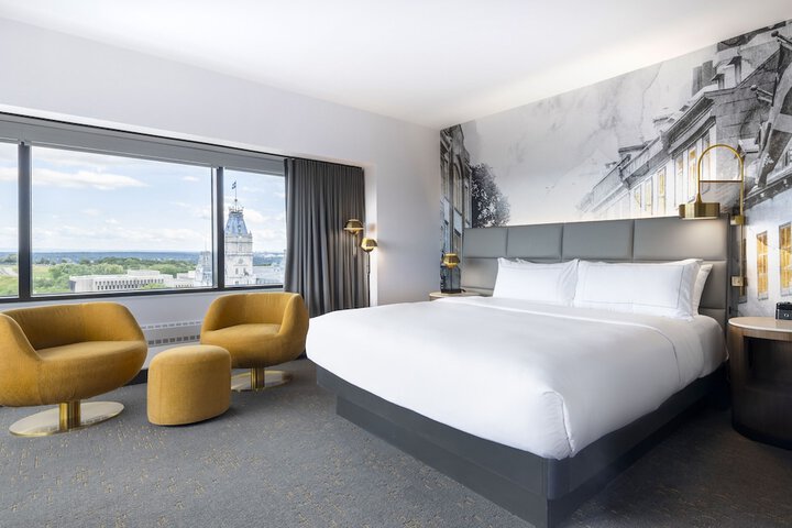 Room 40 of 76