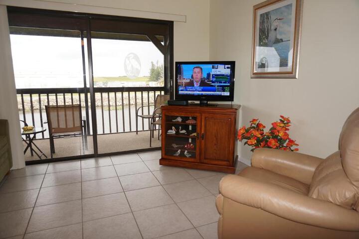 Bass & Sun Condominium 2 / 2 Bedroom