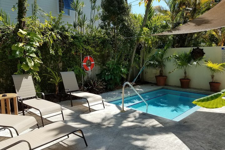 Pool 7 of 82
