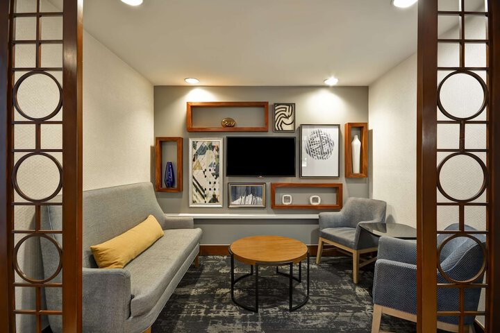 Hotel Interior 13 of 34