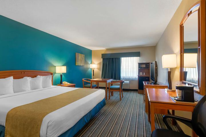 Room 19 of 28