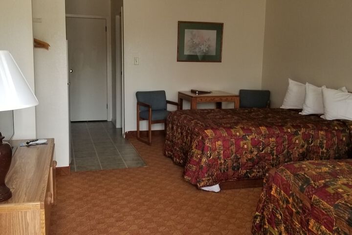 Room 22 of 34