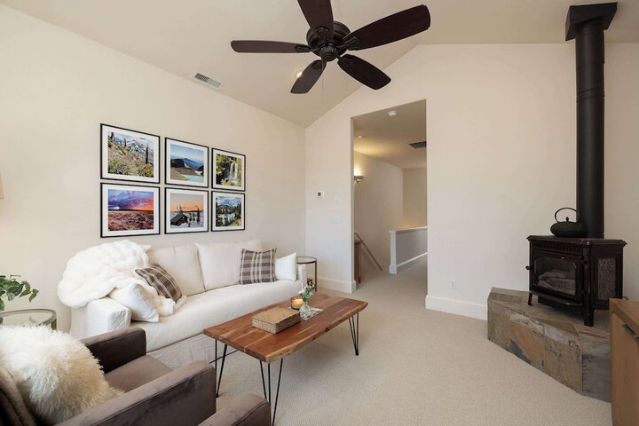 Cascade Cottage Stay for 6