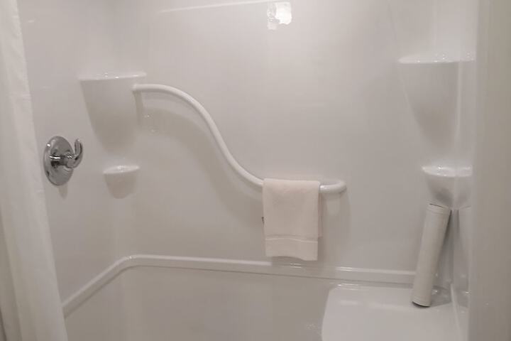 Room 45 of 99