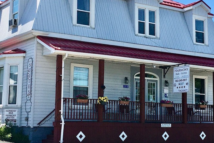 Harmony B & B & Suites