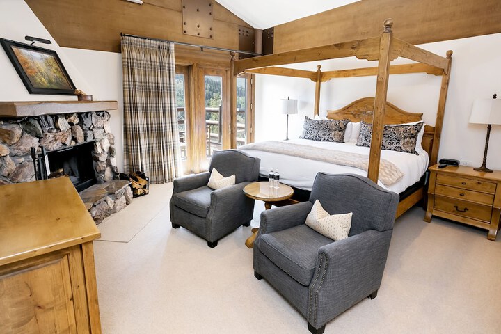 Stein Eriksen Lodge