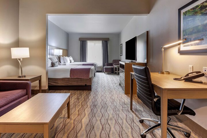 Room 19 of 30