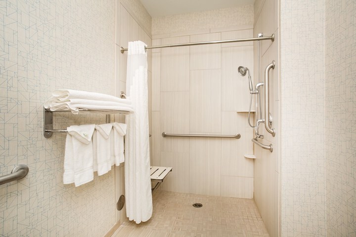 Room 26 of 50