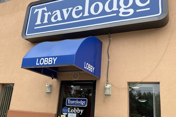 Travelodge by Wyndham La Porte / Michigan City Area