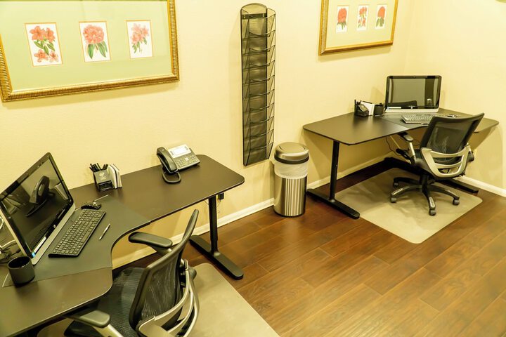 Business Center 61 of 73
