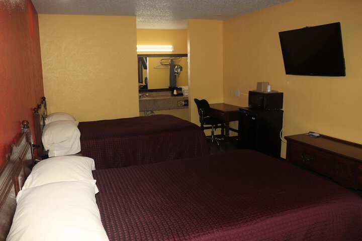 Room 54 of 59