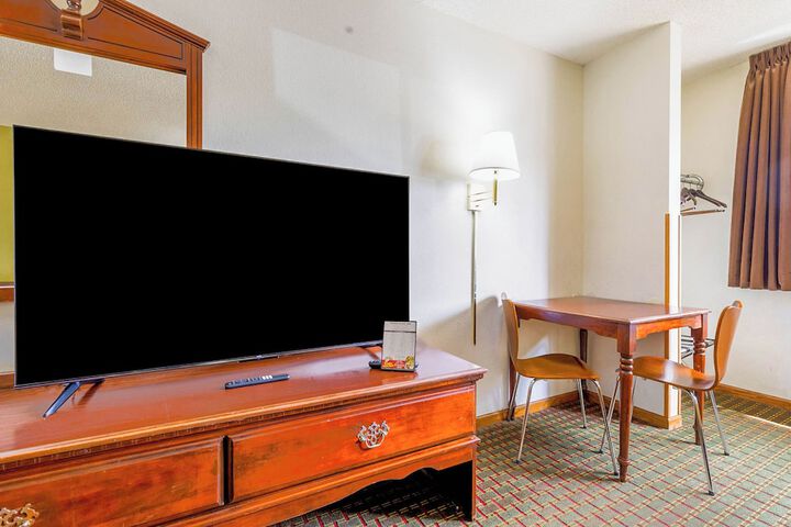 Room 45 of 61