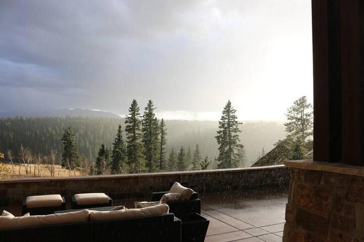Off Grid Luxury Experience