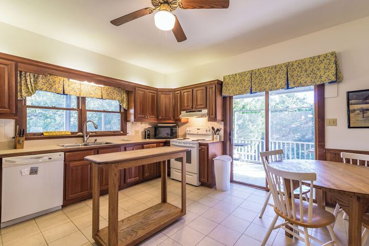 Lachicotte Vacation Rentals