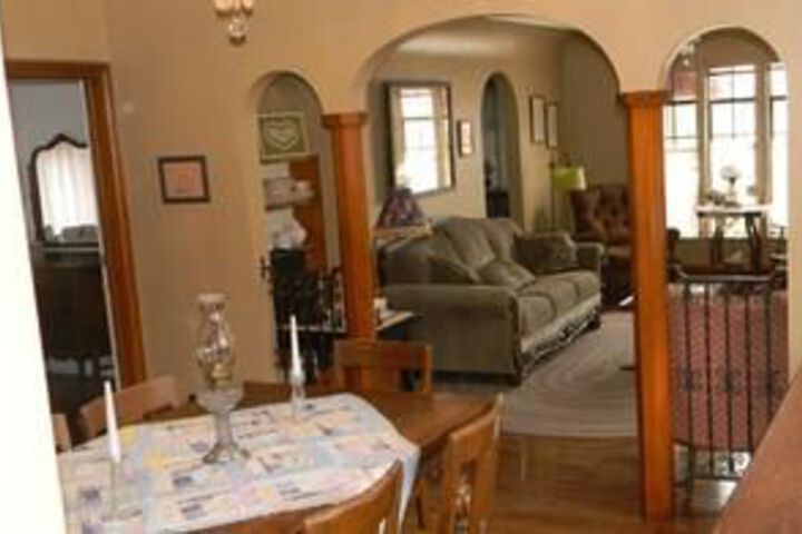 Maple Street Bed & Breakfast