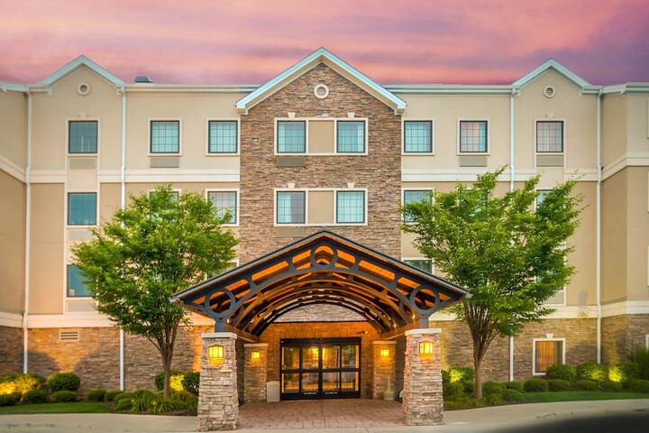 Staybridge Suites Toledo - Maumee by IHG