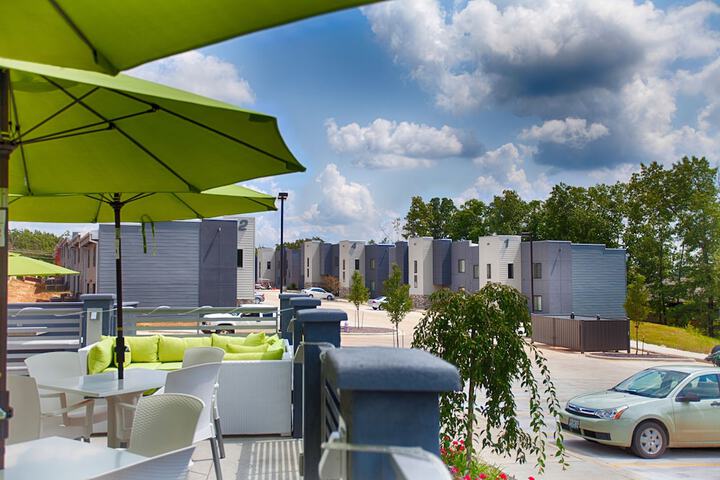 Hotel 16 of 144