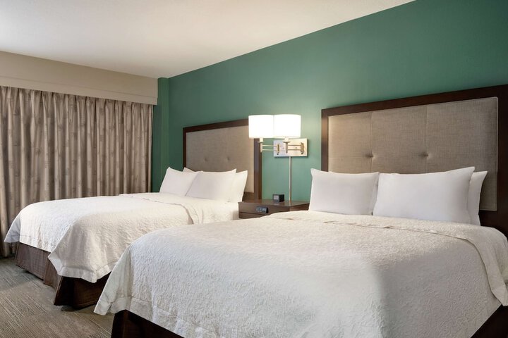 Room 28 of 51