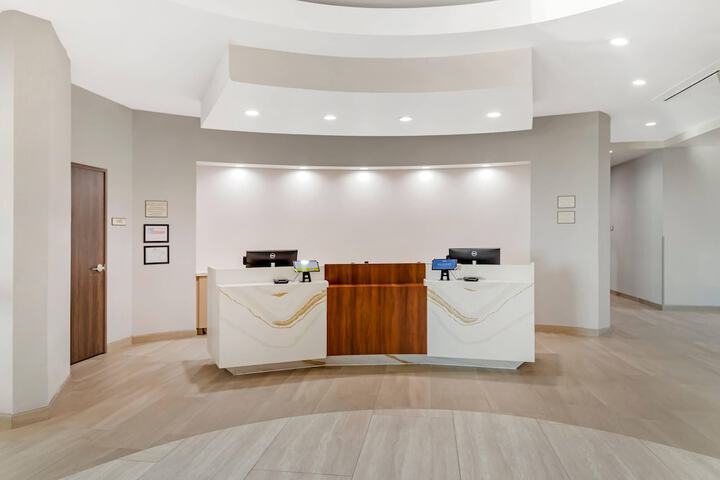 Cambria Hotel Northlake Conference Center - Roanoke