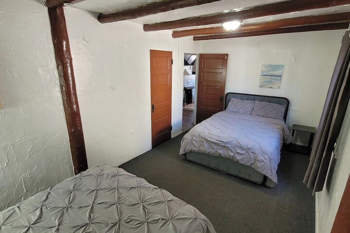 Room 14 of 66